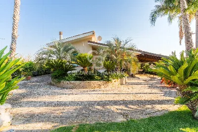 Villa in vendita a Cutrofiano - foto 10