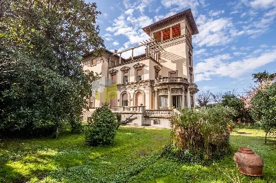 Villa a Pisa