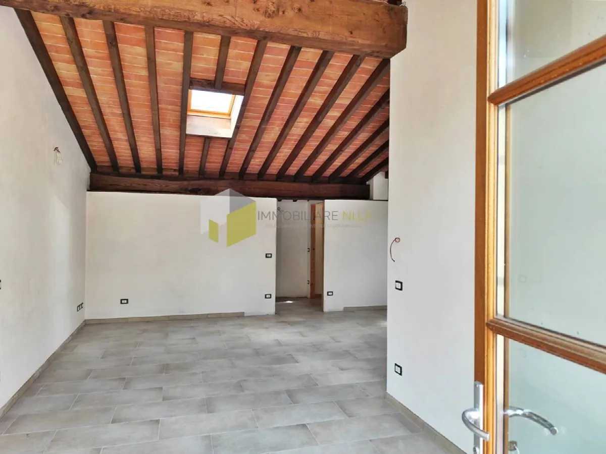 Casa Indipendente in vendita a Vecchiano - foto 2
