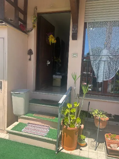 Casa Indipendente in vendita a Guidonia Mo... - foto 2