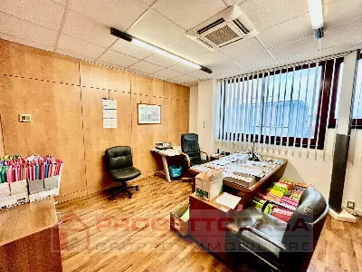 Ufficio in vendita a San Benedetto del Tro... - foto 8