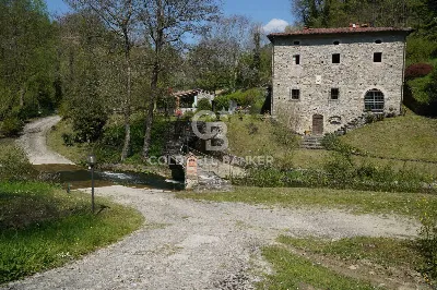 Rustico/Casale in vendita a Firenze - foto 1