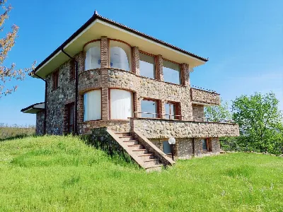 Villa in vendita a Grotte di Castro - foto 1