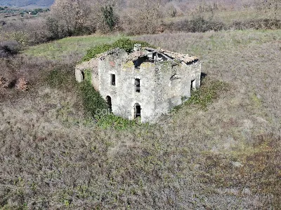 Rustico/Casale in vendita a Latera - foto 8