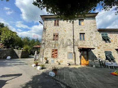 Casa Indipendente in vendita a Bagni di Lu... - foto 2