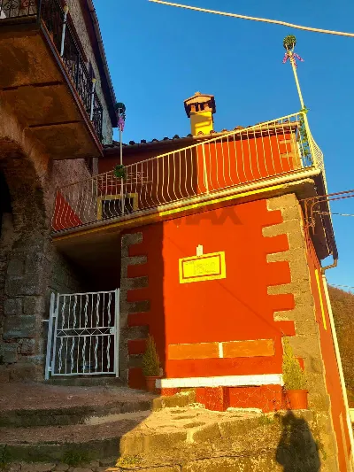 Casa Indipendente in vendita a Bagni di Lu... - foto 1
