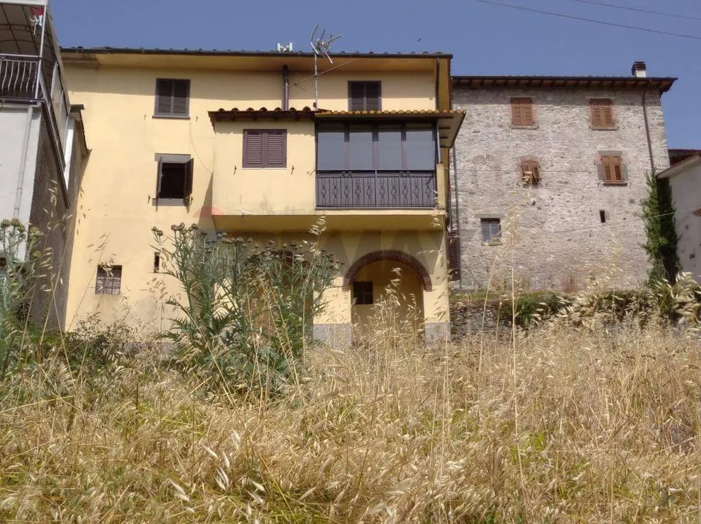Casa Indipendente in vendita a Borgo a Mozzano - foto 2