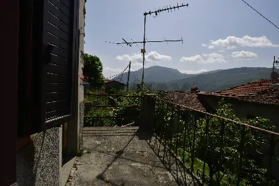 Casa Indipendente in vendita a Bagni di Lu... - foto 9