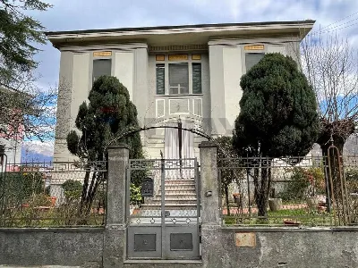 Villa in vendita a Castelnuovo di Garfagna... - foto 2