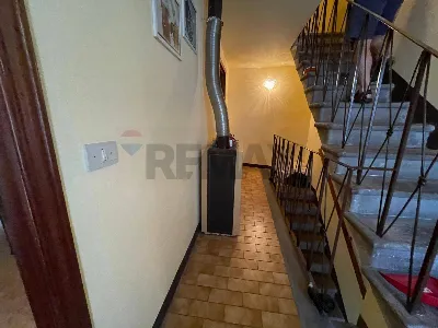 Casa Indipendente in vendita a Bagni di Lu... - foto 2