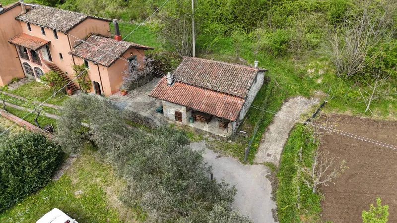 Rustico/Casale in vendita a Camporgiano - foto 1