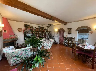 Villa in vendita a Bagni di Lucca - foto 3