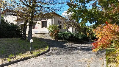 Villa a Camporgiano