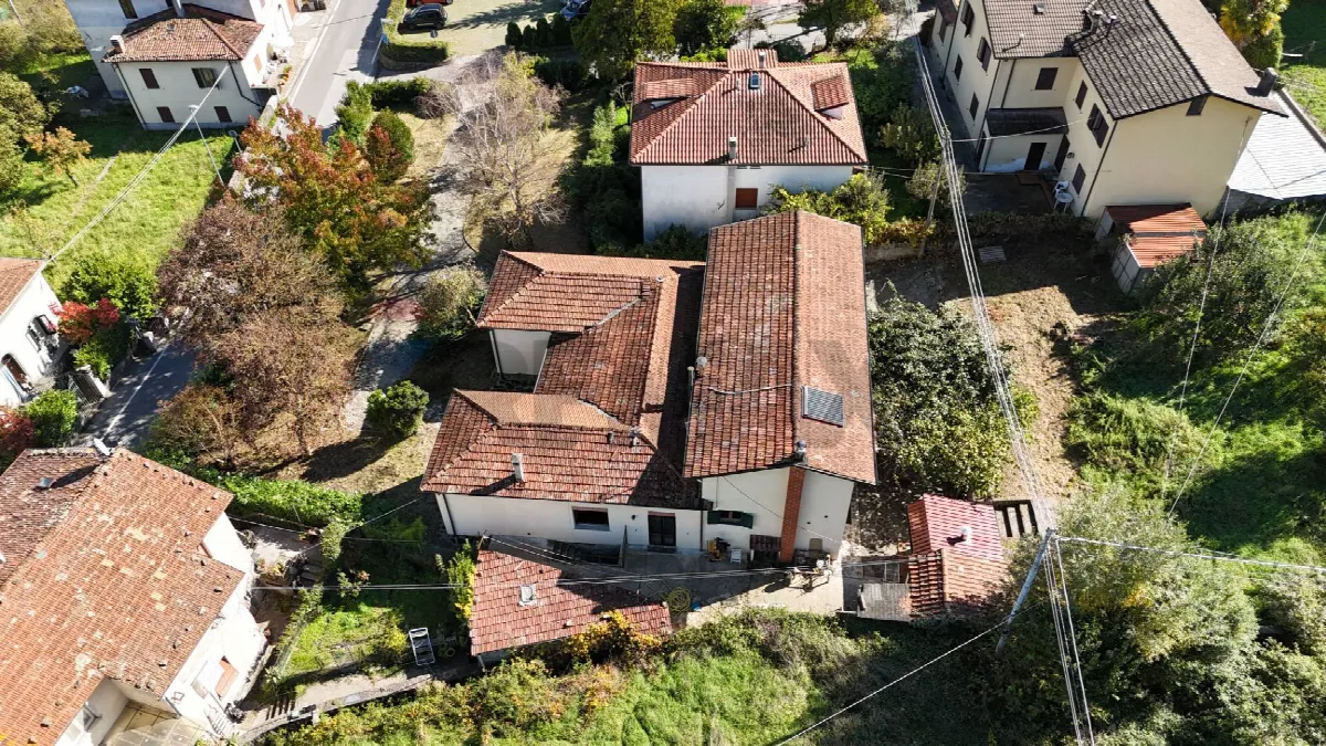 Villa in vendita a Camporgiano - foto 4