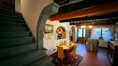 Casa Indipendente in vendita a Borgo a Moz... - foto 1