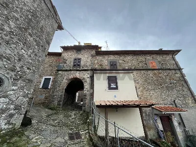 Casa Indipendente in vendita a Bagni di Lu... - foto 5