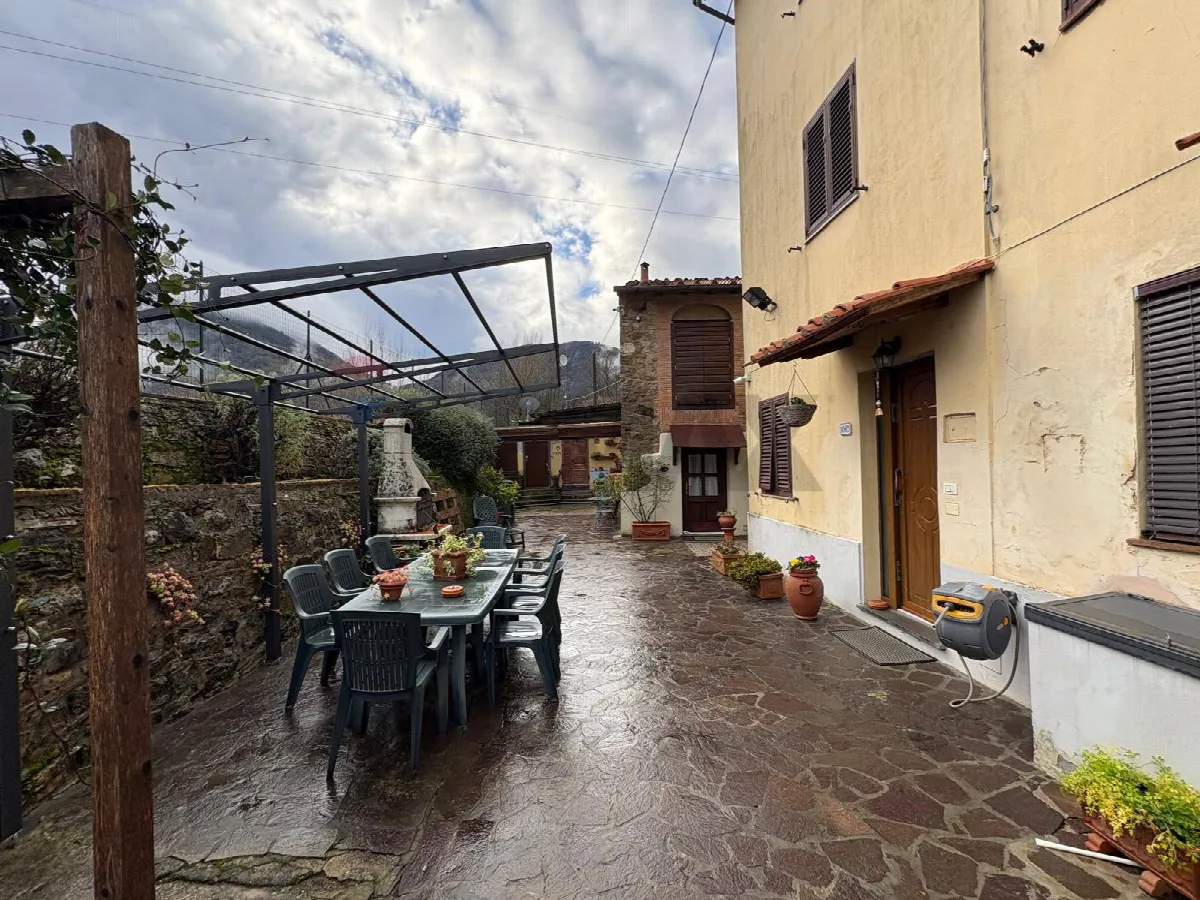Casa Indipendente in vendita a Lucca, Montuolo, Cerasomma, Fagnano, Meati - foto 3