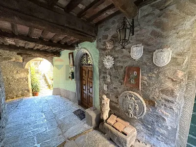 Casa Indipendente in vendita a Bagni di Lu... - foto 1