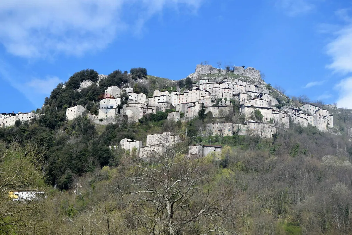Casa Indipendente in vendita a Bagni di Lucca - foto 2