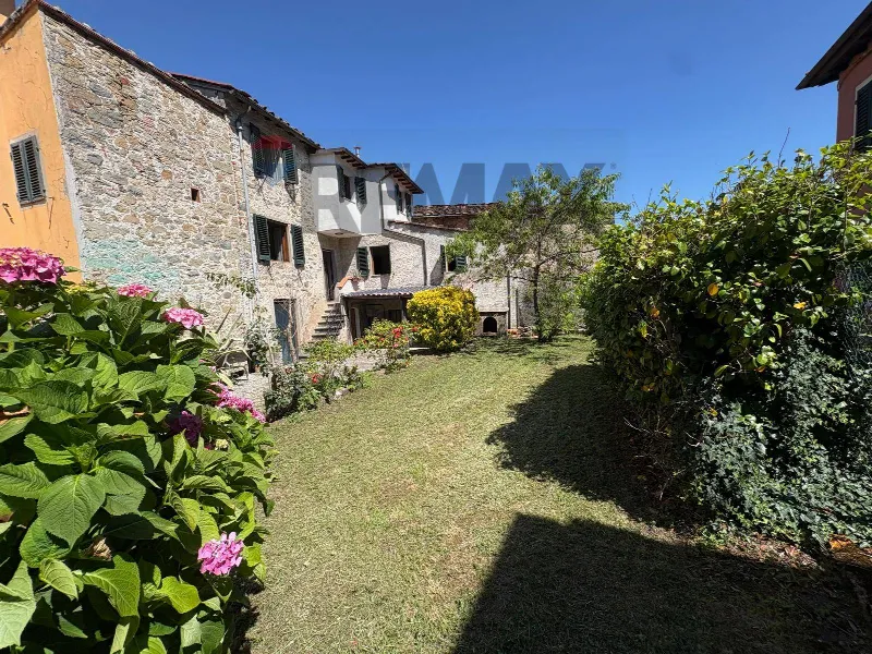 Casa Indipendente in vendita a Bagni di Lucca - foto 1