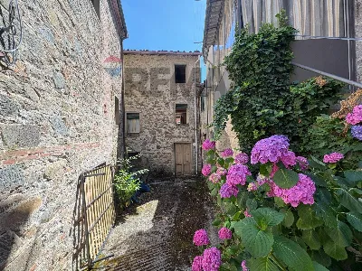 Casa Indipendente in vendita a Bagni di Lu... - foto 2