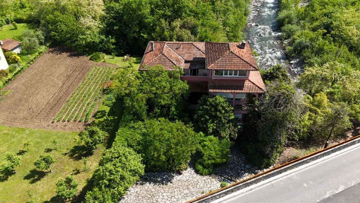 Villa in vendita a Gallicano - foto 2