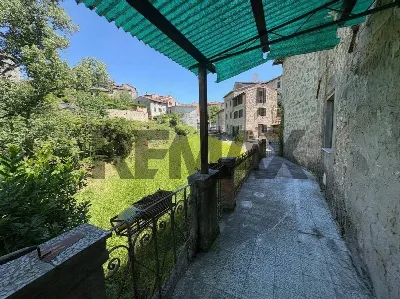 Casa Indipendente in vendita a Bagni di Lu... - foto 1