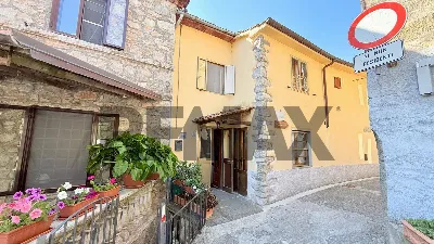 Casa Indipendente in vendita a Bagni di Lu... - foto 2