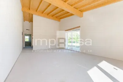 Casa Indipendente a Prata di Pordenone