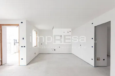 Casa Indipendente in vendita a Azzano Deci... - foto 2