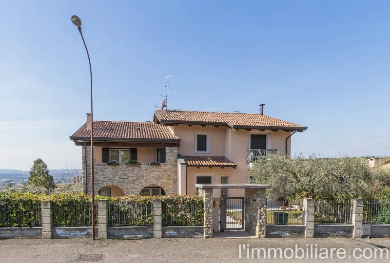 Villa in vendita a San Pietro in Cariano - foto 1