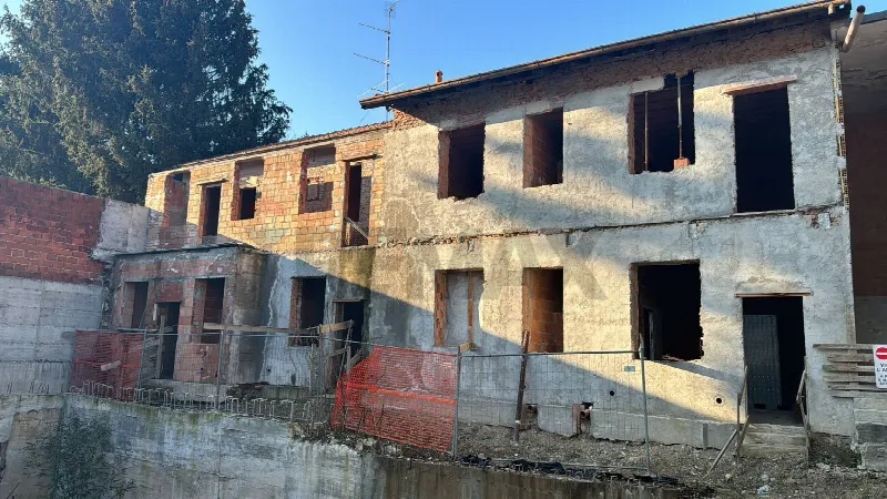 Rustico/Casale in vendita a Castellanza - foto 1