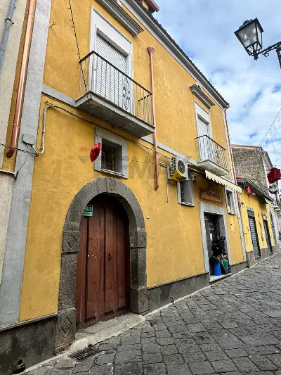 Casa Indipendente a Sessa Aurunca