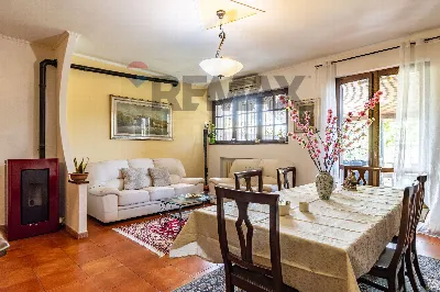 Villa in vendita a Nova Milanese - foto 4