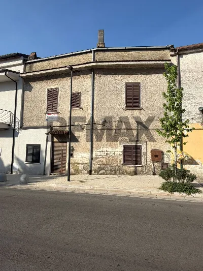 Casa Indipendente in vendita a Carinola - foto 1