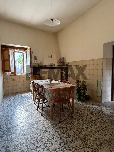 Casa Indipendente in vendita a Carinola - foto 4