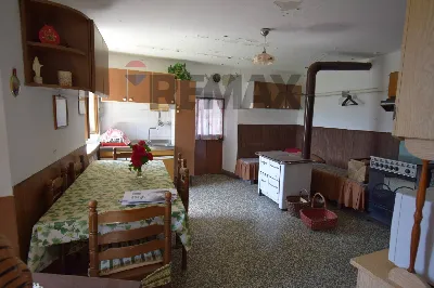 Casa Indipendente in vendita a Albareto - foto 5