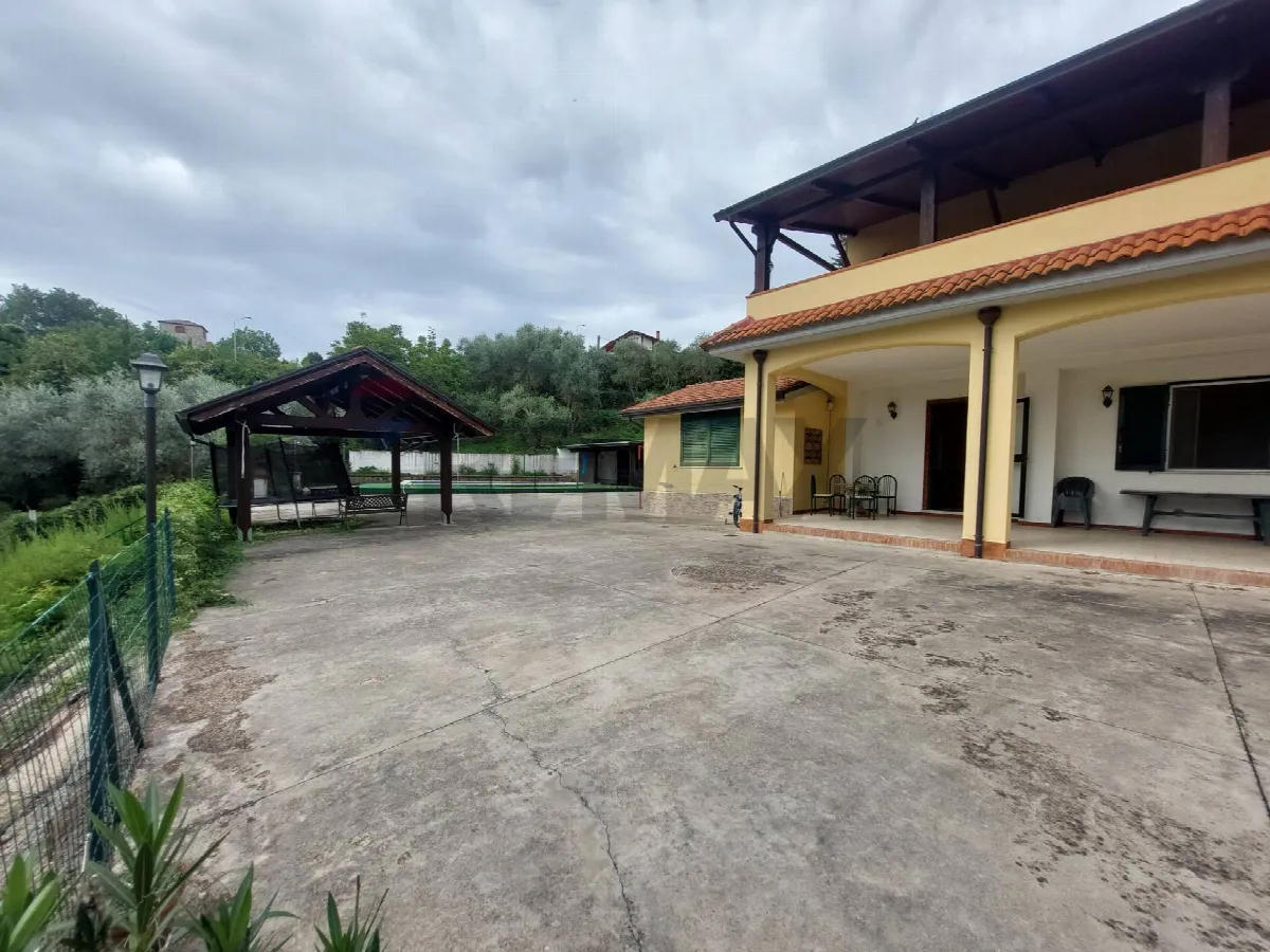 Villa in vendita a Ceppaloni - foto 2
