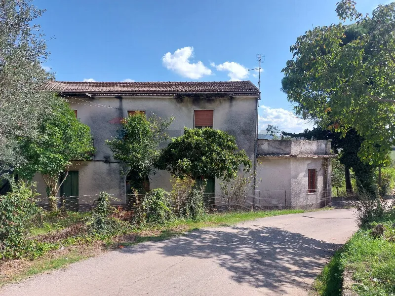 Rustico/Casale in vendita a San Leucio del Sannio - foto 1