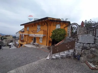 Casa Indipendente in vendita a San Lupo - foto 2