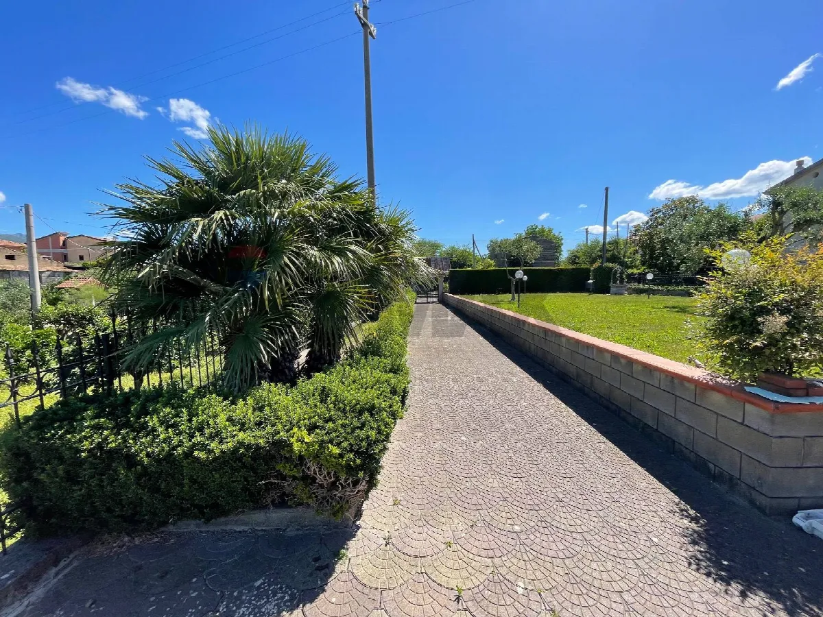 Villa in vendita ad Amorosi - foto 5