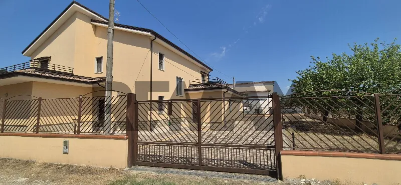 Villa in vendita a Ruviano - foto 1