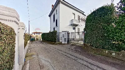 Villa in vendita a Biandronno - foto 7