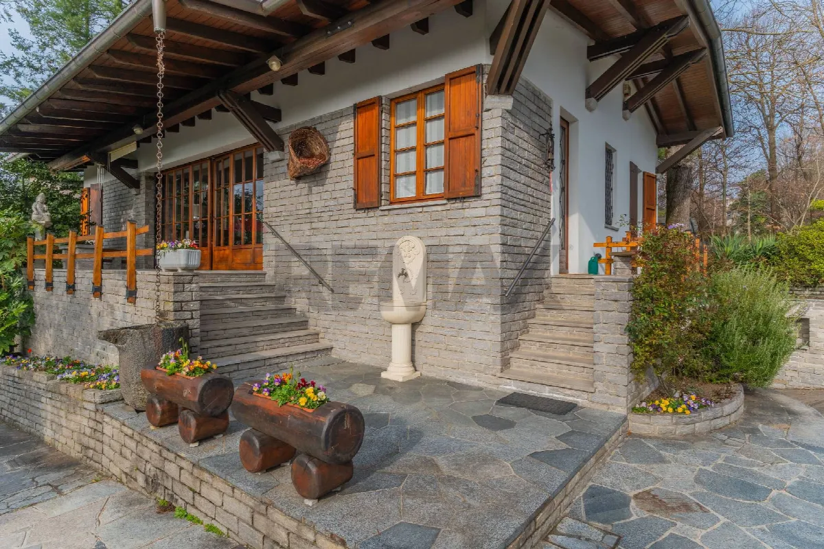 Villa in vendita a Sumirago - foto 2