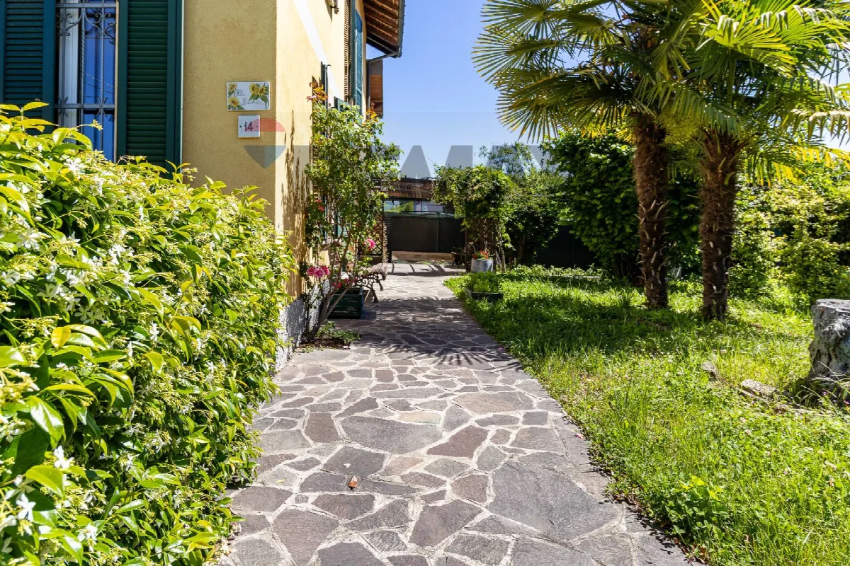 Casa Indipendente in vendita a Brebbia - foto 2