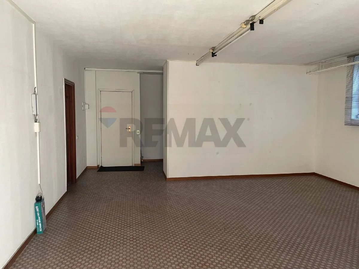 Ufficio in vendita a Varese, Sant'ambrogio, Velate, Avigno, Santa Maria Del Monte - foto 4