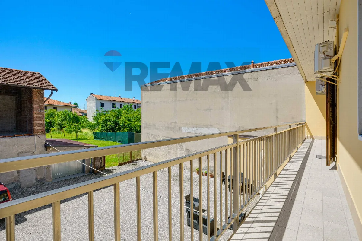 Casa Indipendente in vendita a Vanzaghello - foto 3