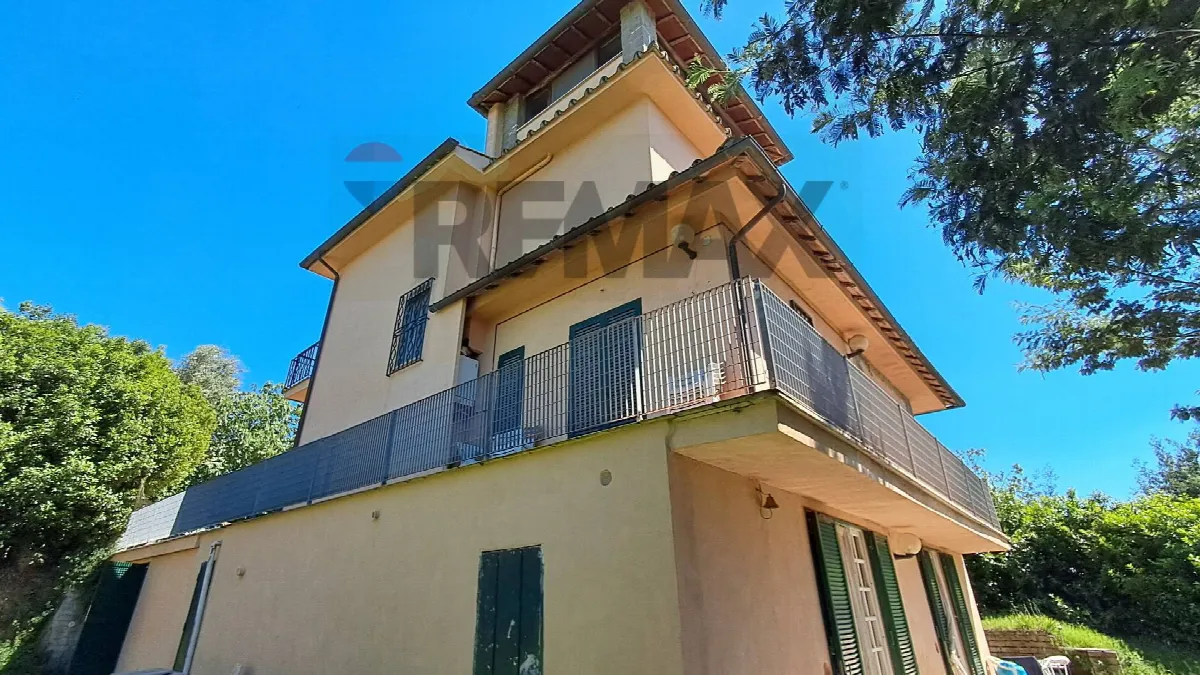 Villa in vendita a Bracciano - foto 2