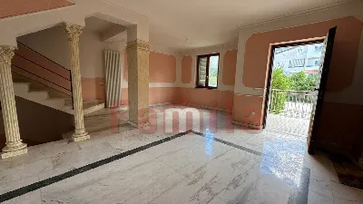 Villa in vendita a Sirignano - foto 4