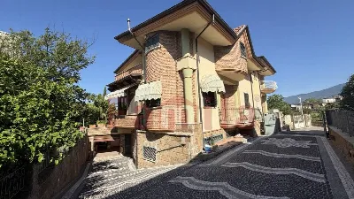Villa a Mugnano del Cardinale